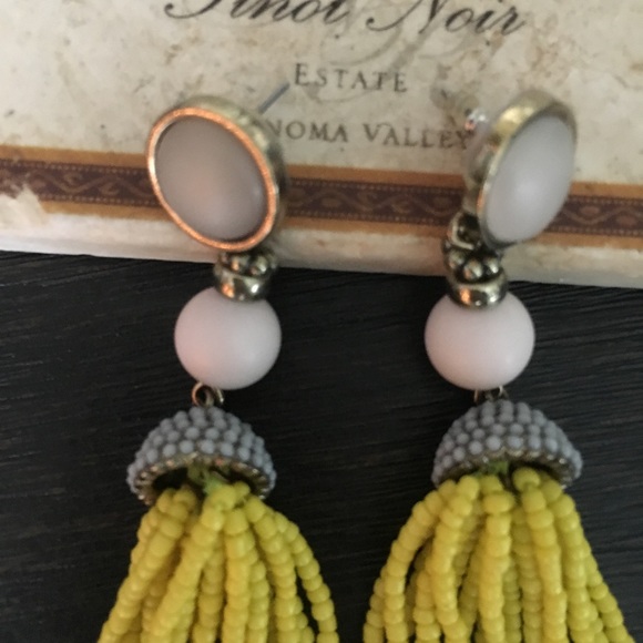 Babble Bar long tassel earrings - Picture 4 of 7